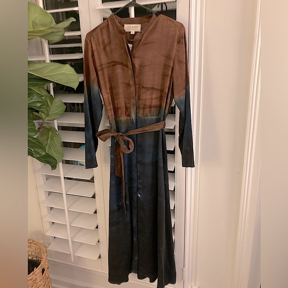 Cloth & Stone button down midi dress size small
